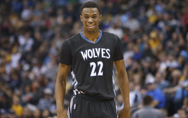 曼联球员身价更新，姆伯莫7500万欧领衔（曼联球员最新身价出炉：姆伯莫以7500万欧暂列榜首）