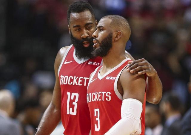 巴萨近20场主场对德国球队16胜，法鹰近6次客战西班牙球队4胜（巴塞罗那近20个主场对德国球队赢16场，法鹰近6次客战西班牙取4胜）