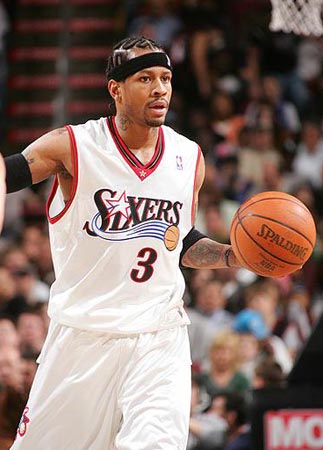 詹卢卡-曼奇尼：现在才11月，谈罗马争冠为时过早（詹卢卡-曼奇尼：如今仅11月，谈罗马夺冠尚早）