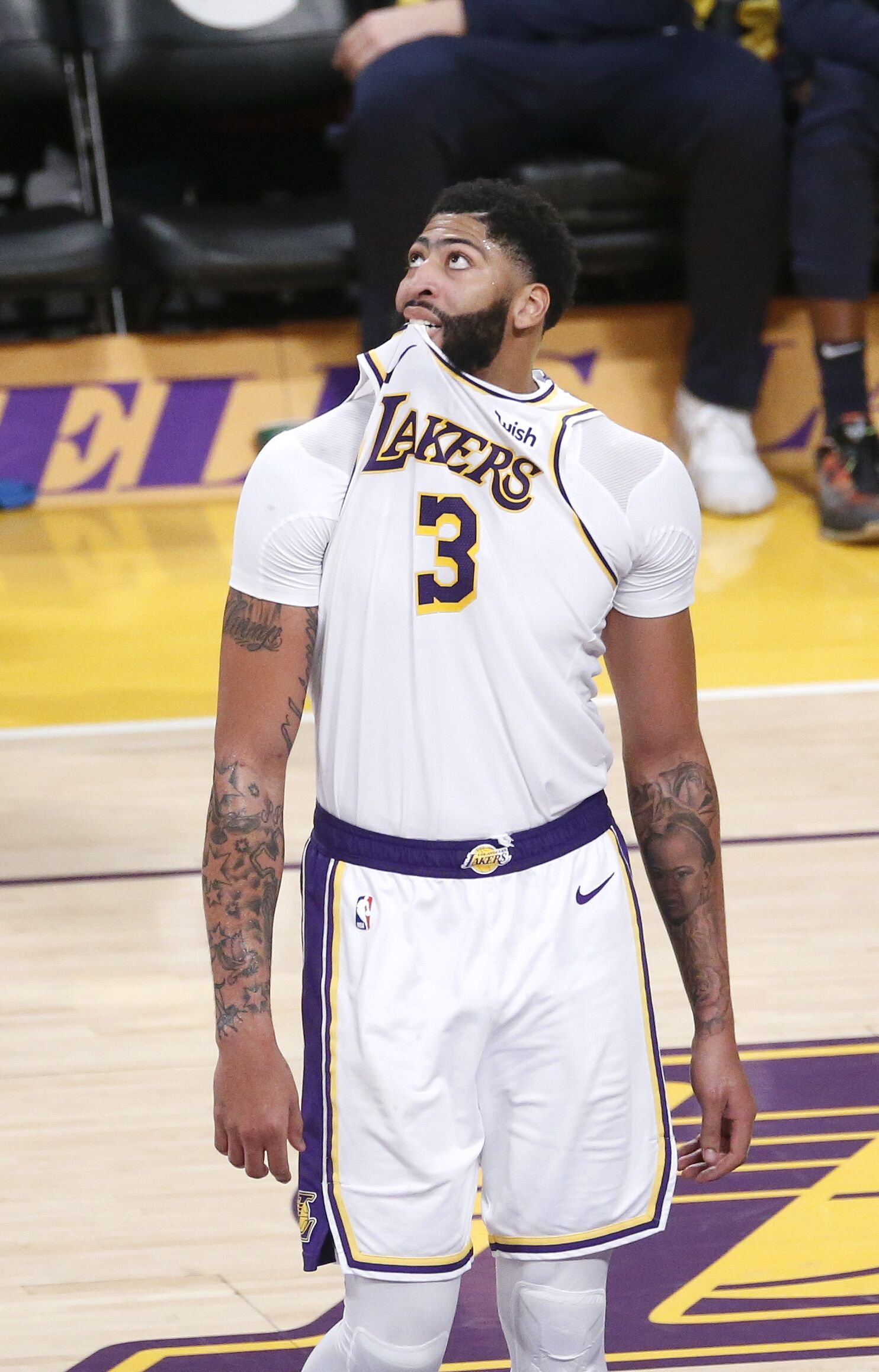 国少vs孟加拉国U17：万项、邝兆镭首发，赵松源替补（国少战孟加拉U17：万项、邝兆镭入首发，赵松源替补）