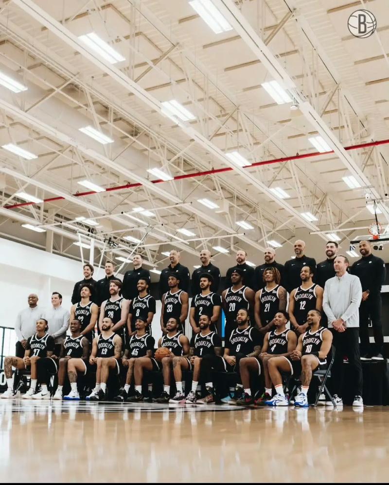 欧联前瞻：波尔图防守出色，马尔默久疏战阵状态难以保证（欧联前瞻：波尔图后防稳健，马尔默久未比赛状态成疑）