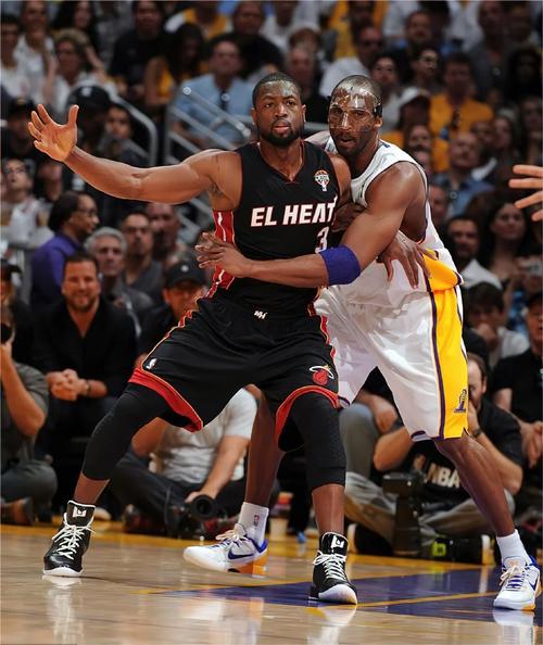 拉菲尼亚：很失望没拿到金球奖，第五名是荣誉但我期望更高（拉菲尼亚：错失金球很遗憾，拿到第五是荣耀但我的目标更高）