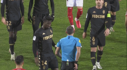 罗马诺：尤尔曼德不是尤文冬窗目标，球员不会在1月离开葡体