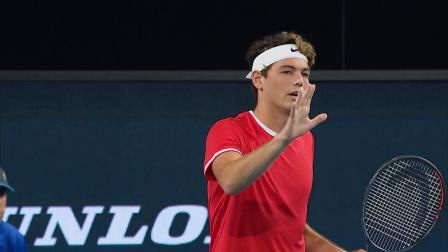 他们再次证 他们再次证